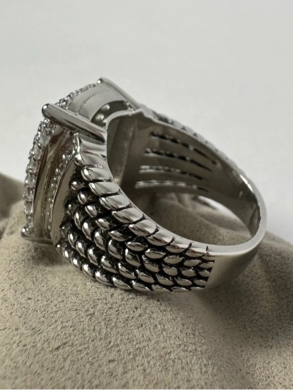 David Yurman Ring - Picture 6 of 7
